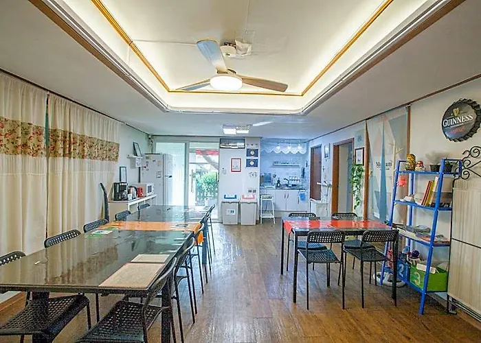 Jeong House